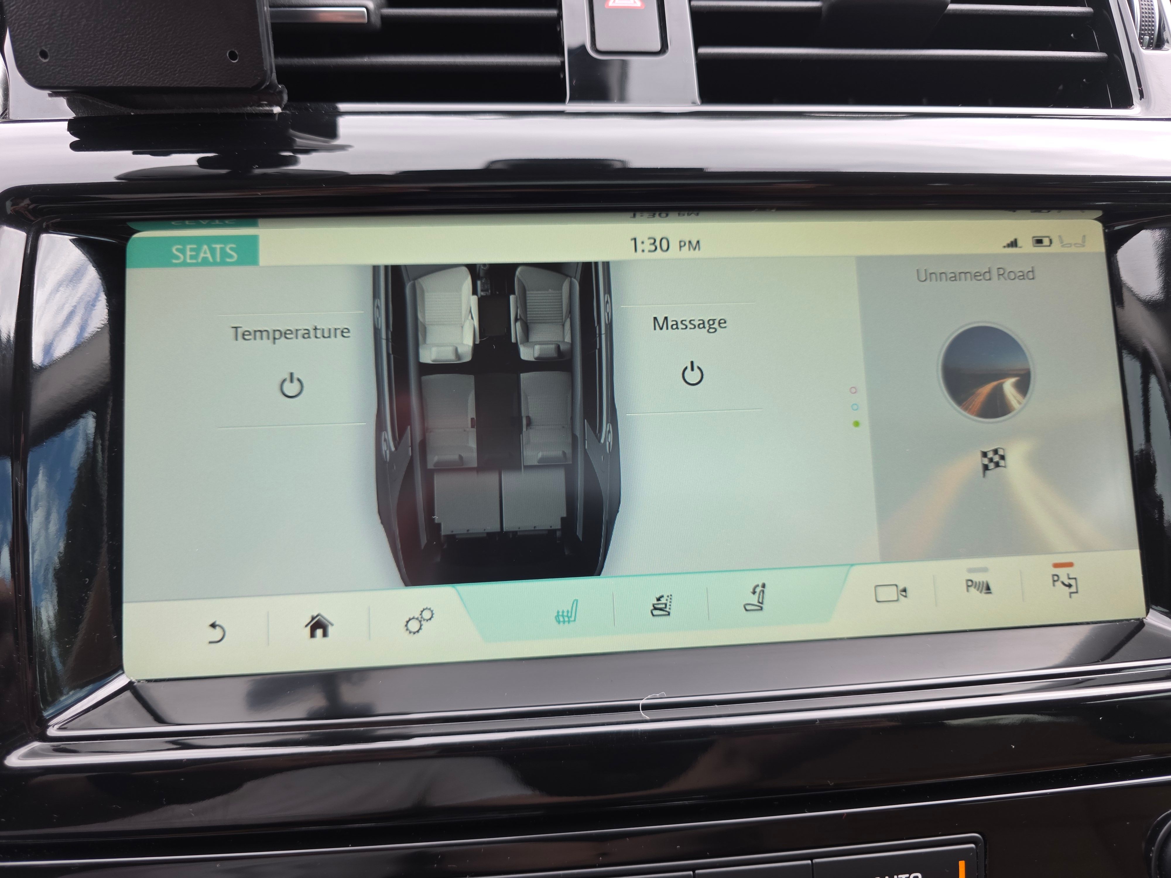 Used 2018 Land Rover Discovery HSE Luxury AWD/4WD image 26