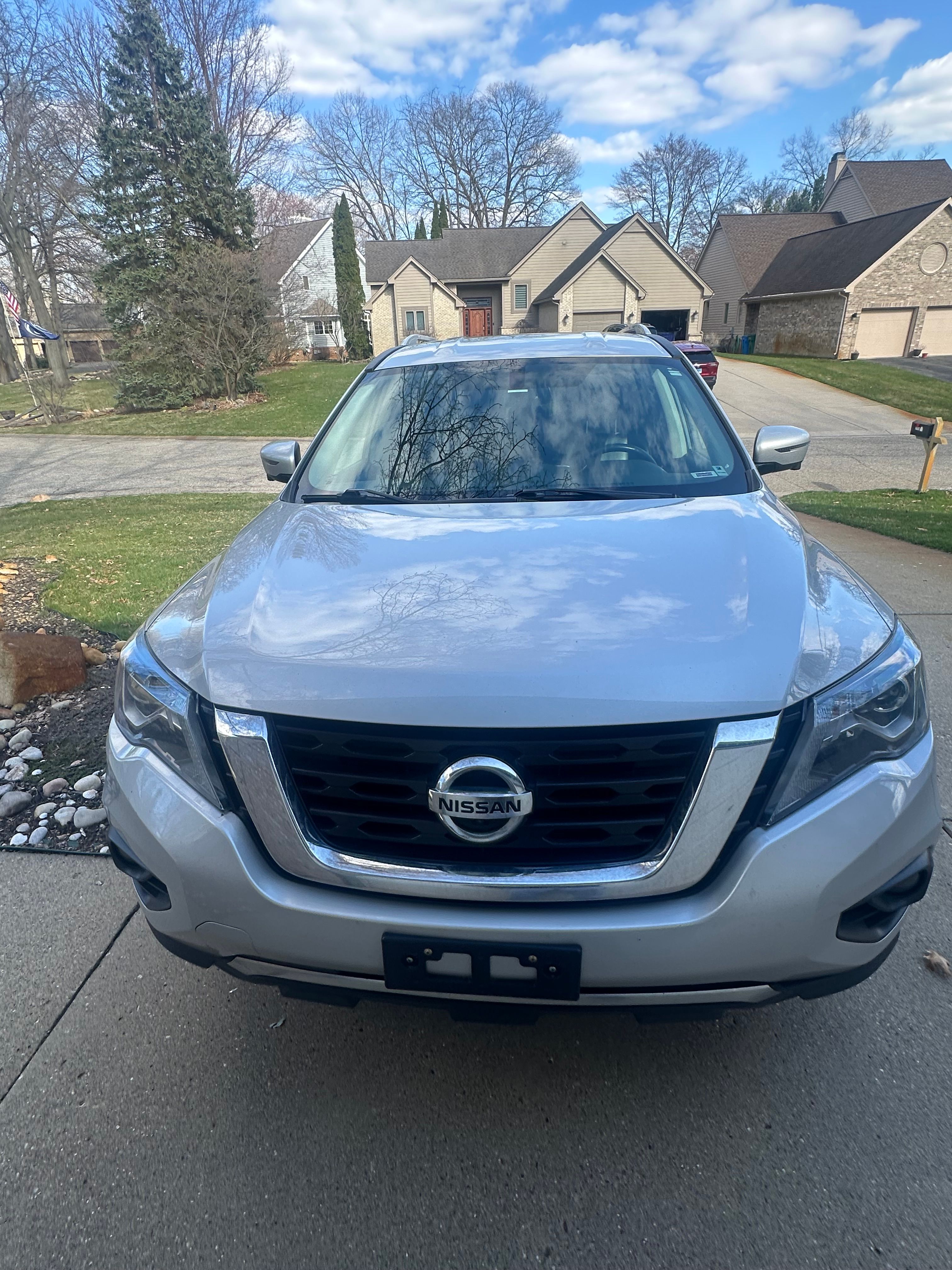 Used 2020 Nissan Pathfinder SL AWD/4WD image 6