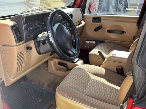 Used 1998 Jeep Wrangler Sport image 9