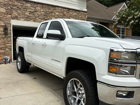 Used 2015 Chevrolet Silverado 1500 LT w/ All Star Edition AWD/4WD image 10
