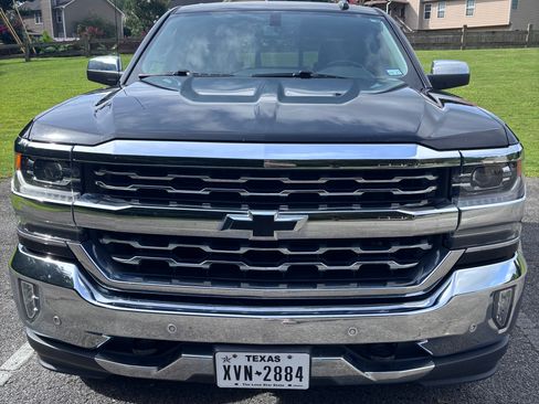 Used 2017 Chevrolet Silverado 1500 LTZ w/ Sport Package AWD/4WD image 11