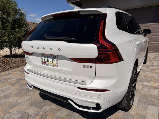 Used 2026 Volvo XC60 B5 Ultra AWD/4WD image 9