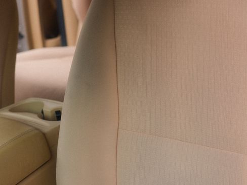 Used 2016 Kia Sedona LX w/ LX Convenience Package image 14