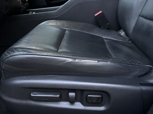 Used 2012 Honda Pilot Touring image 15