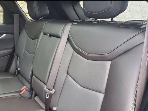 Used 2022 Cadillac XT5 Luxury FWD image 5