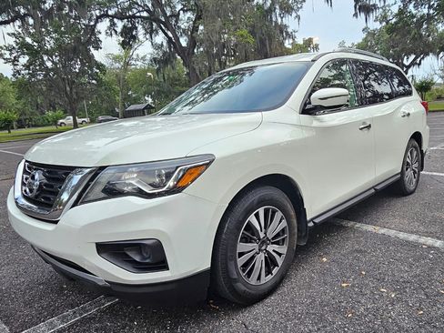 Used 2017 Nissan Pathfinder S FWD image 6