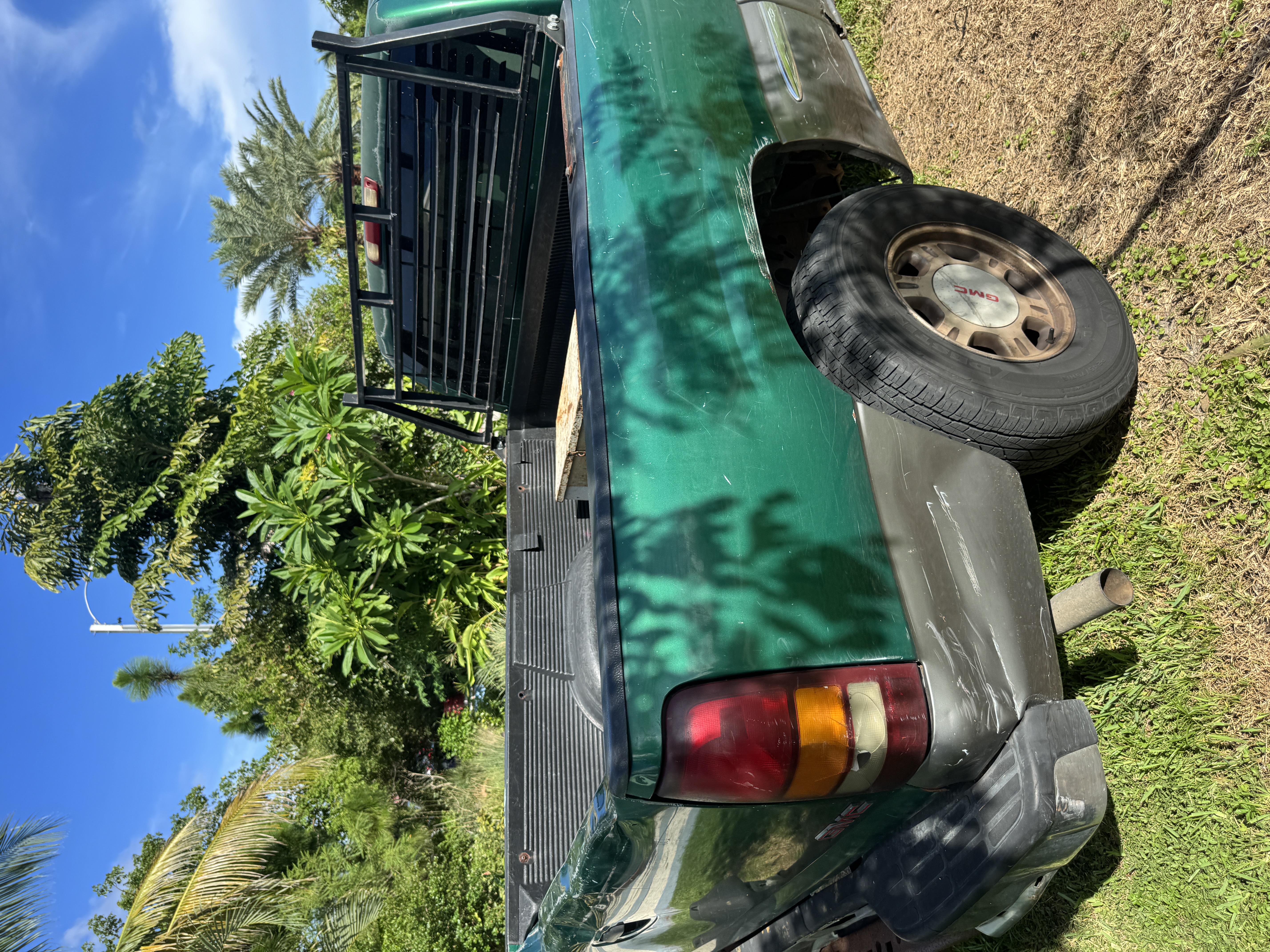 Used 2000 GMC Sierra 1500 2WD Extended Cab image 12