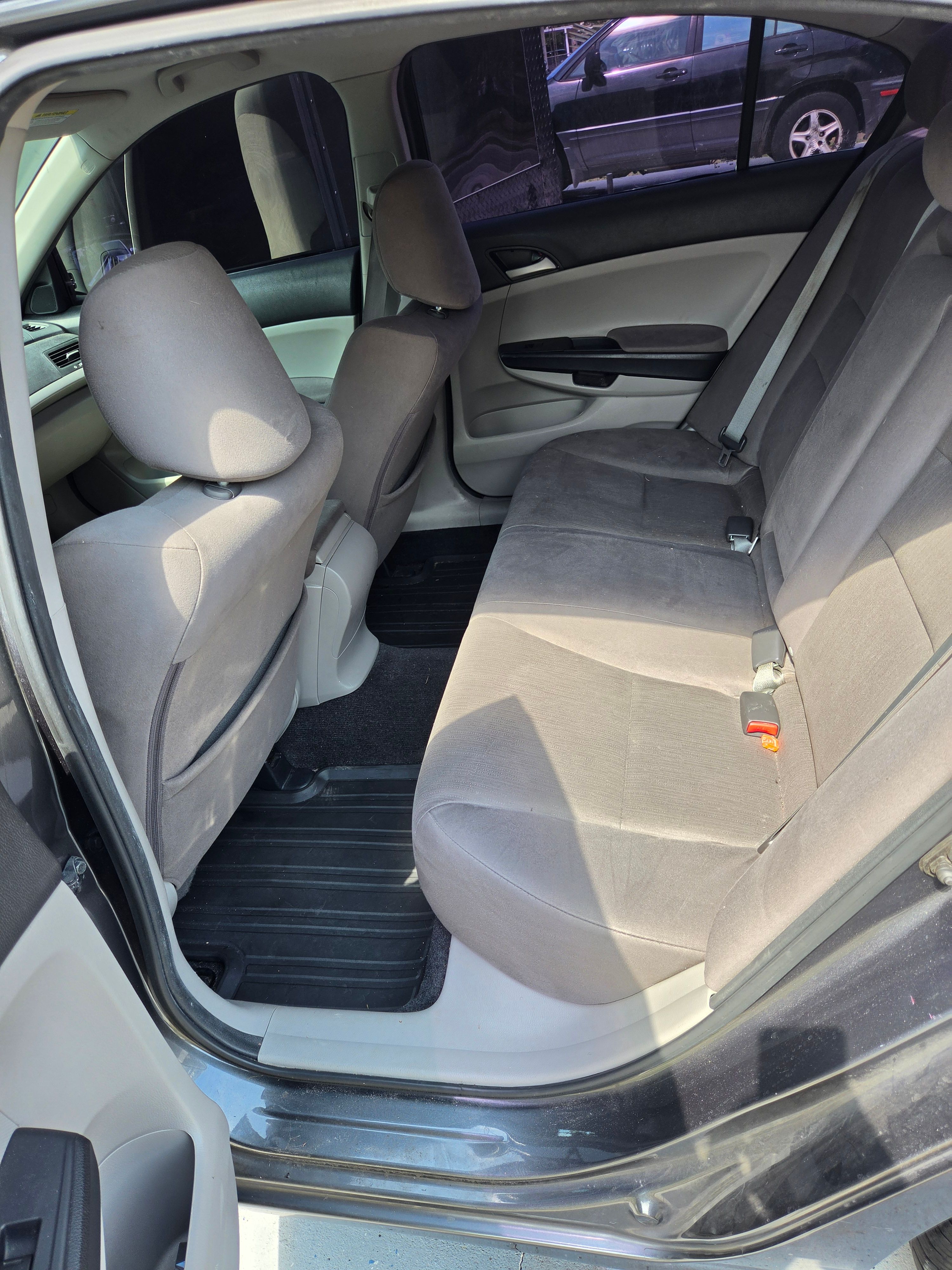 Used 2012 Honda Accord LX image 9
