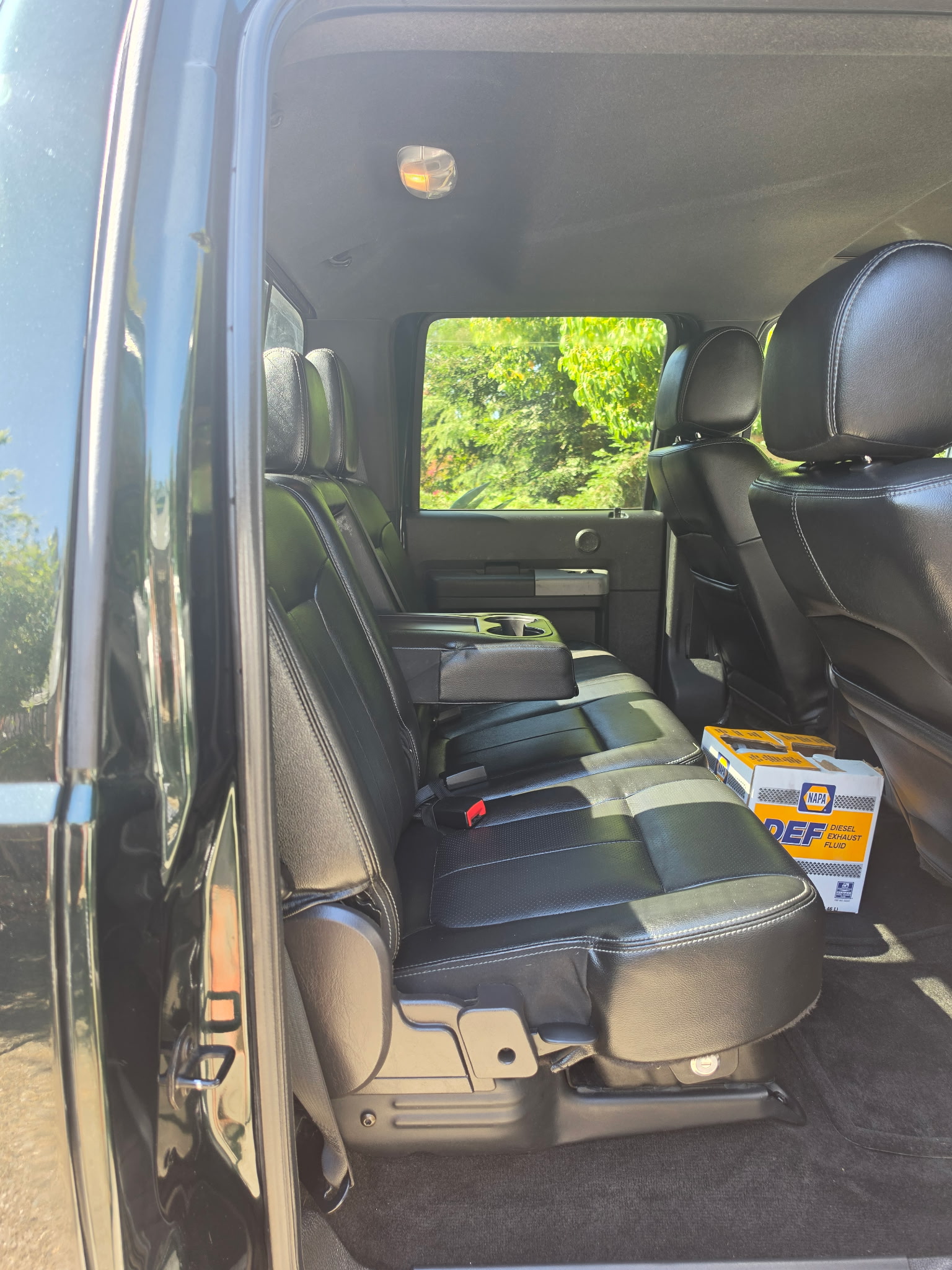 Used 2016 Ford F250 Lariat w/ Lariat Ultimate Package AWD/4WD image 13