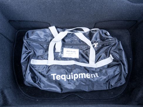 Used 2011 Porsche 911 4 Coupe image 24