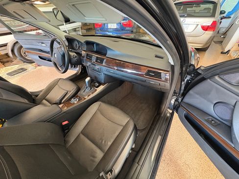 Used 2011 BMW 328i Sedan image 12