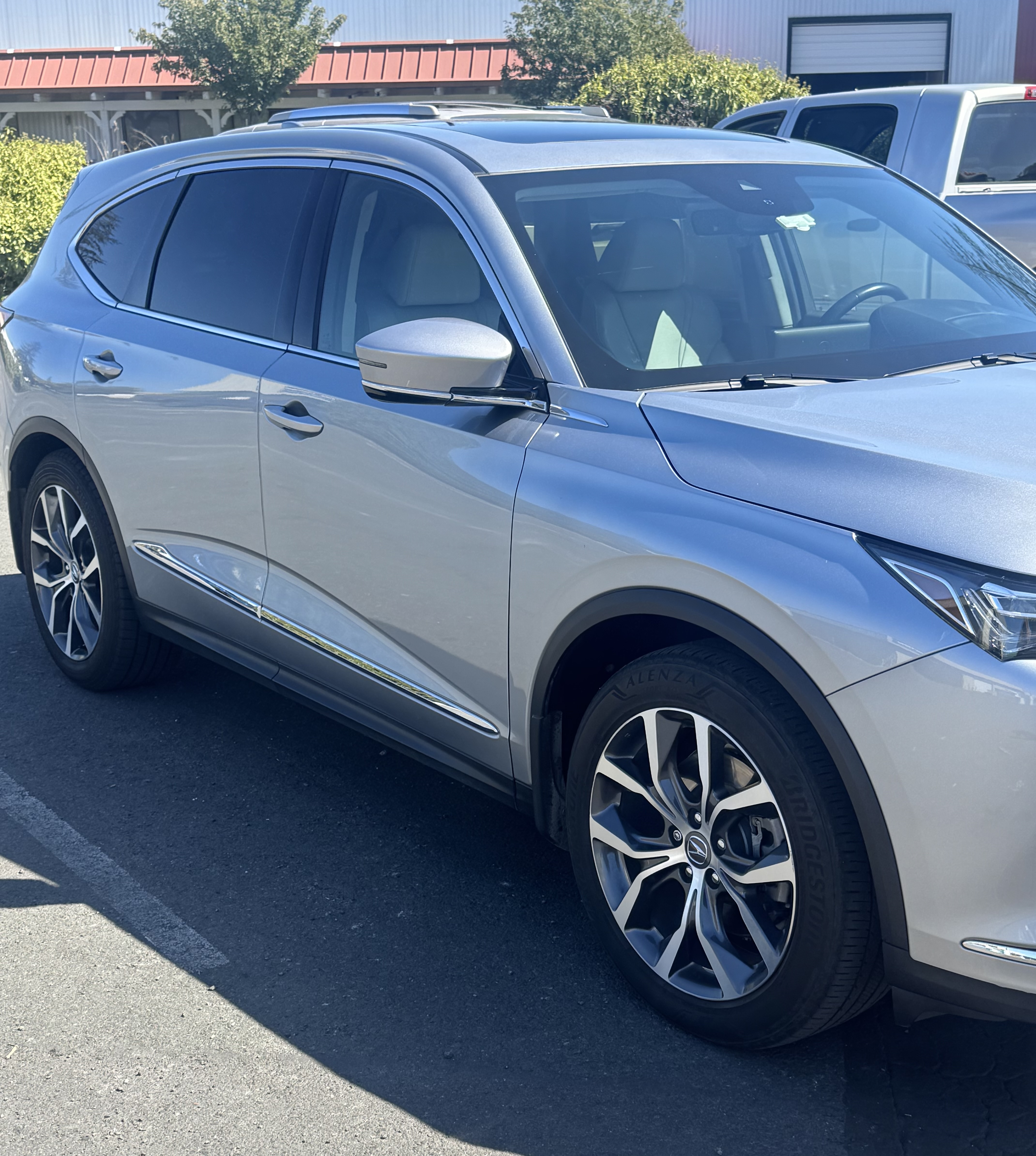 Used 2023 Acura MDX w/ Technology Package FWD image 10