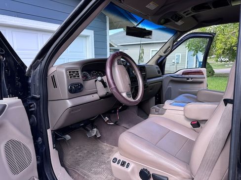Used 2002 Ford Excursion Limited AWD/4WD image 19