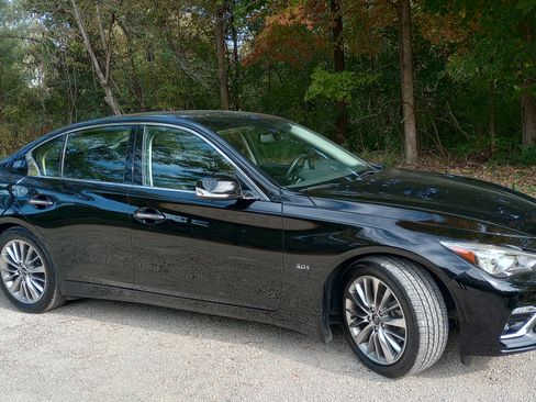 Used 2020 INFINITI Q50 Luxe w/ Essential Package (3.0T Luxe) image 1