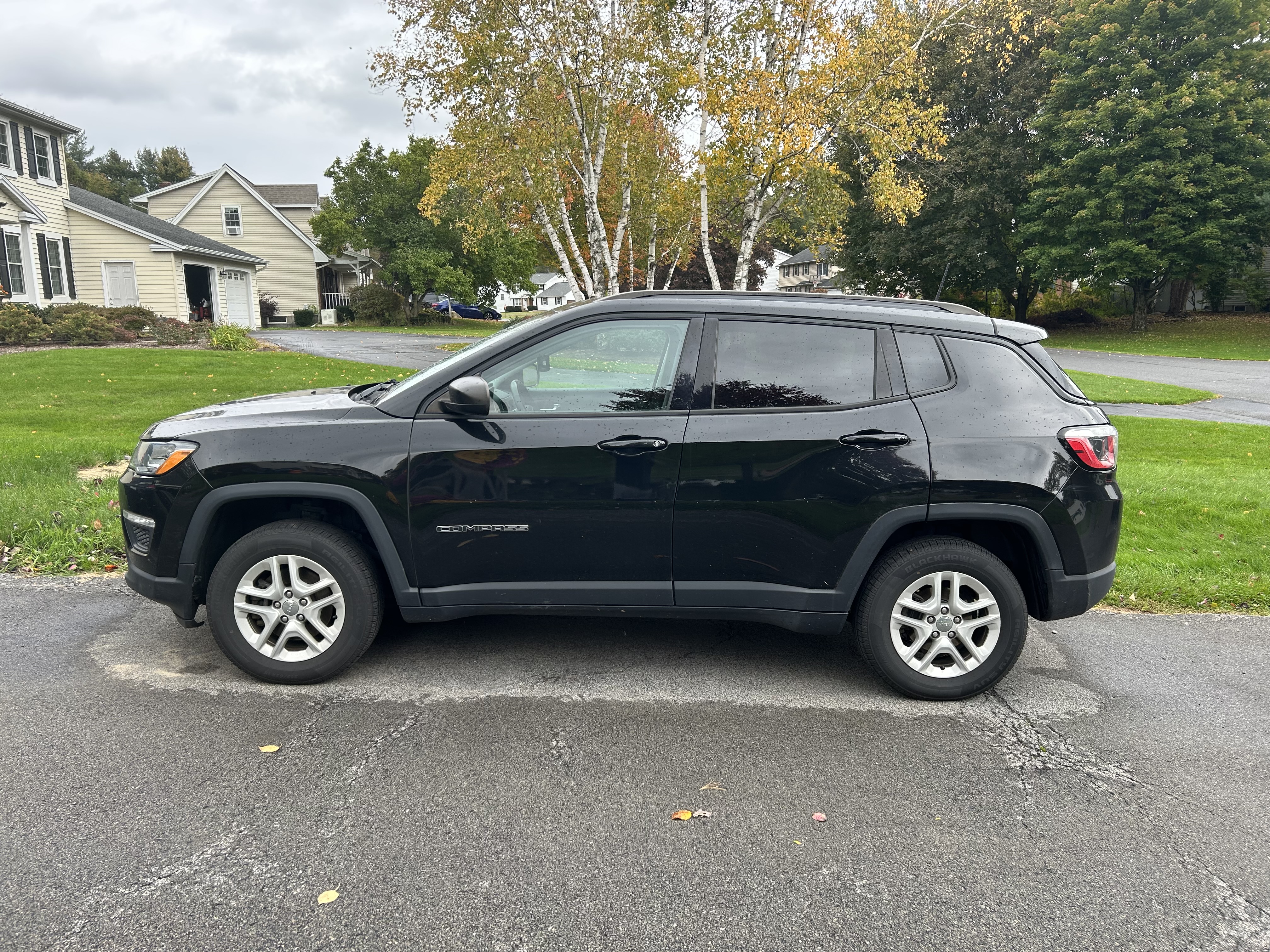 Used 2018 Jeep Compass Sport w/ Tech Group AWD/4WD image 2
