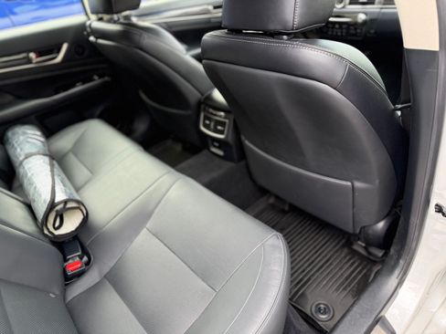 Used 2018 Lexus GS 350 w/ Preferred Accessory Package image 9