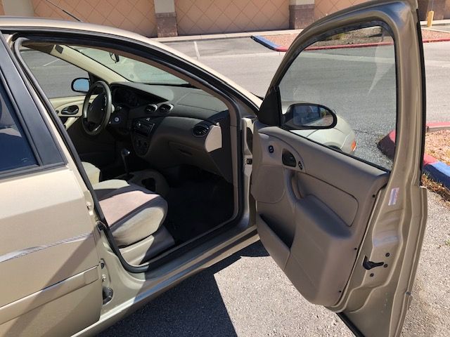 Used 2002 Ford Focus SE FWD image 20