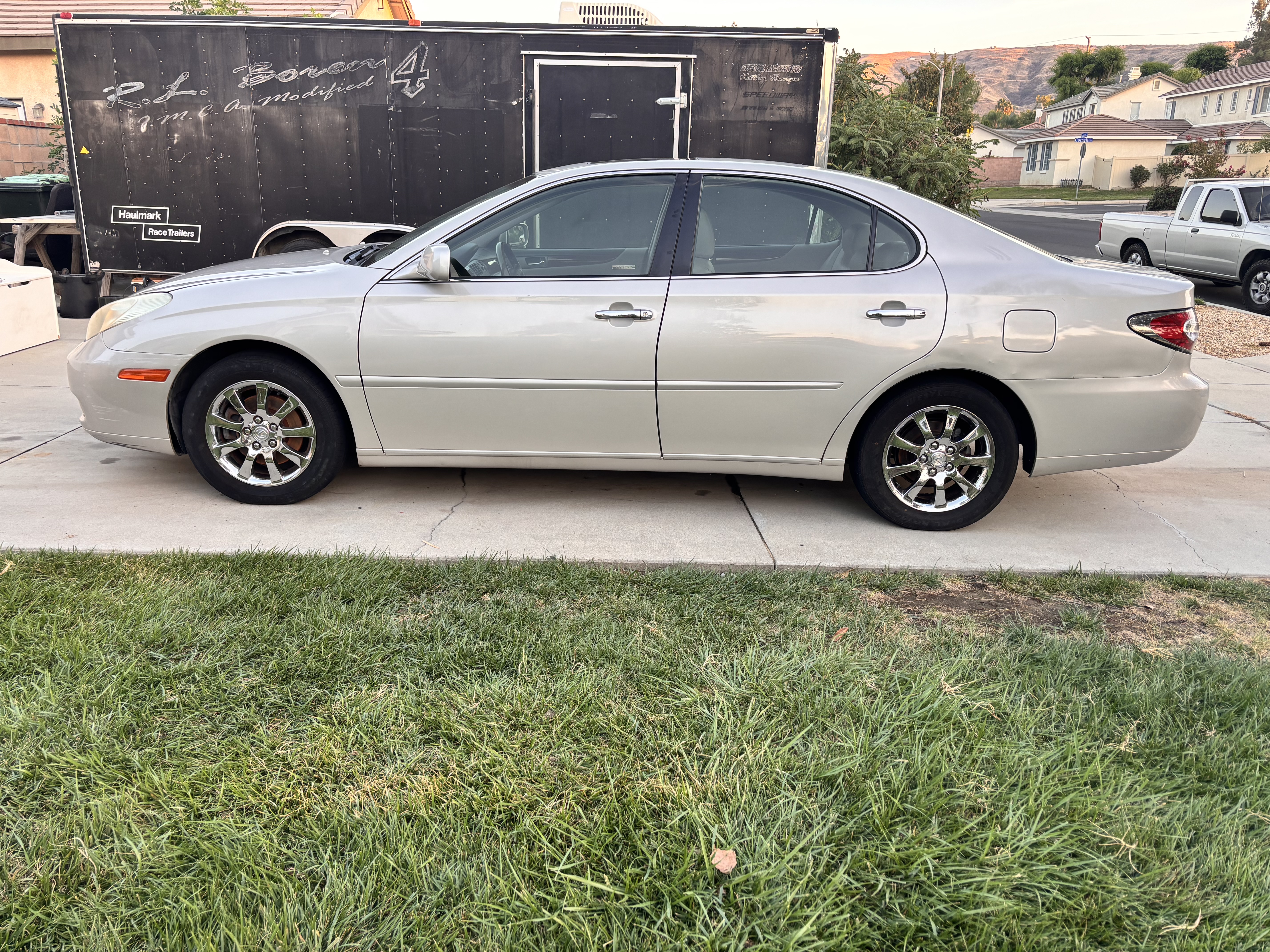 Used 2004 Lexus ES 330 FWD image 6