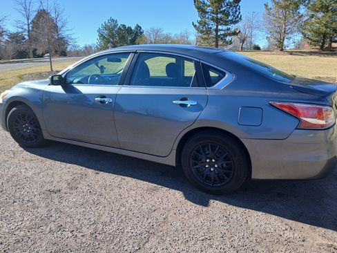 Used 2014 Nissan Altima 2.5 S FWD image 11