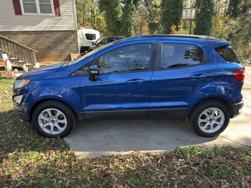 Used 2019 Ford EcoSport SE w/ SE Convenience Package image 1