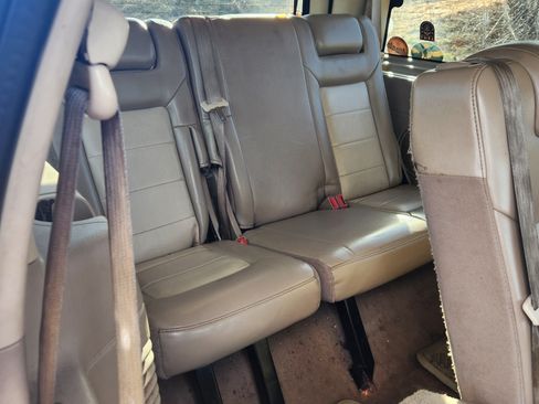 Used 2005 Ford Expedition Eddie Bauer image 8