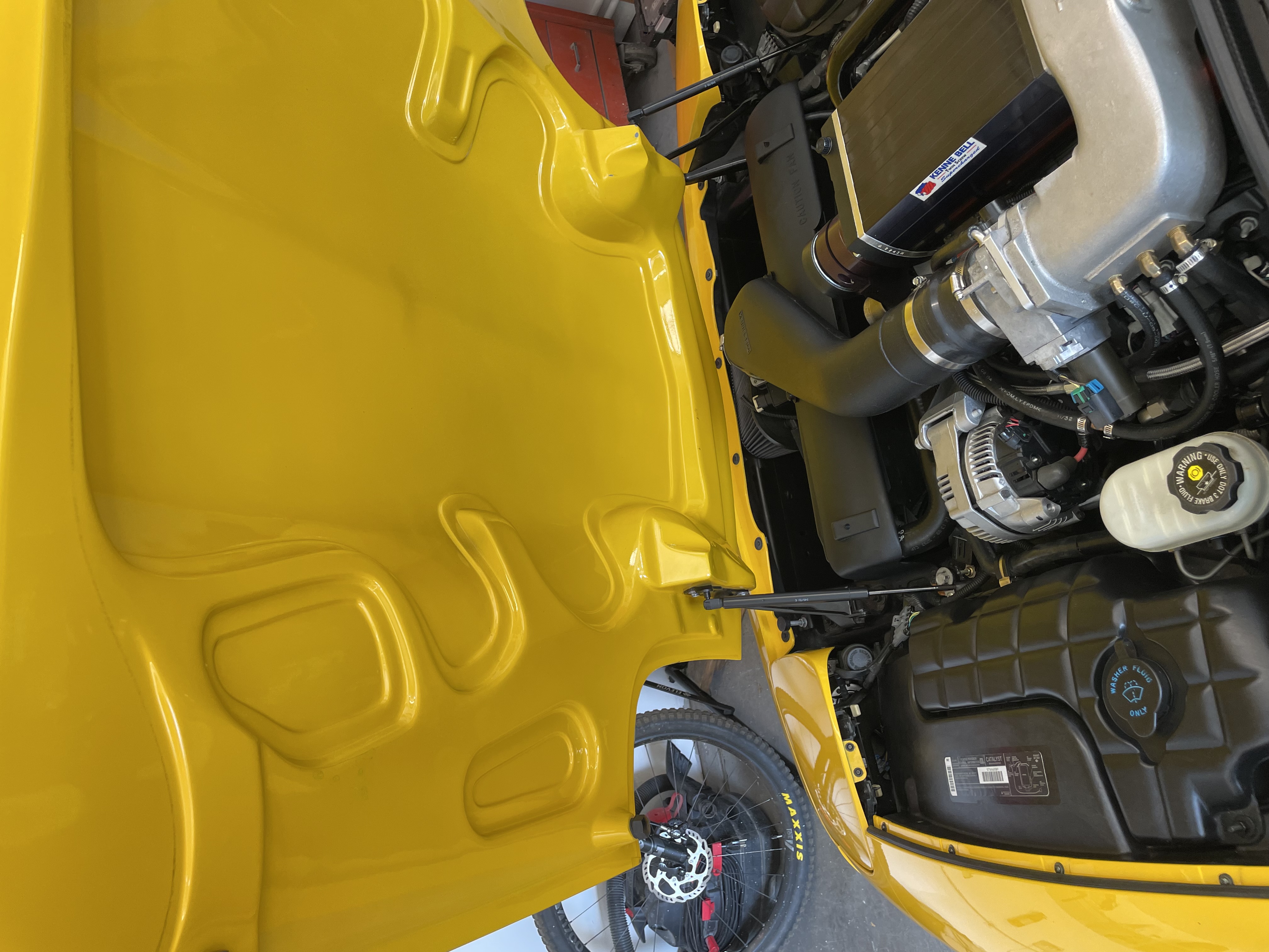 Used 2000 Chevrolet Corvette Convertible w/ Memory Pkg RWD image 25