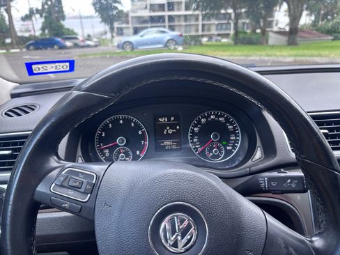 Used 2015 Volkswagen Passat 1.8T S FWD image 1