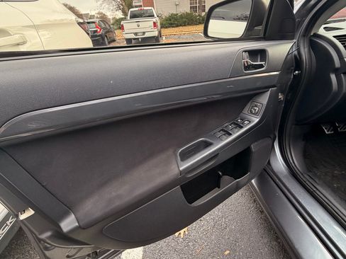 Used 2011 Mitsubishi Lancer Evolution GSR image 14