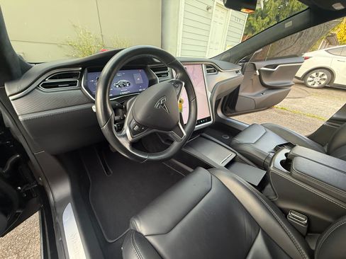 Used 2018 Tesla Model S 75D AWD/4WD image 10
