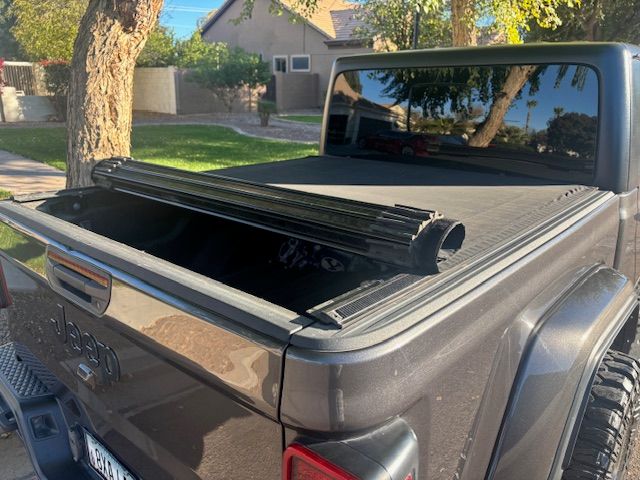 Used 2021 Jeep Gladiator Sport AWD/4WD image 12