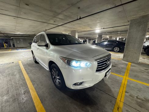 Used 2013 INFINITI JX35 FWD w/ Premium Pkg image 1