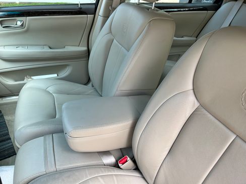 Used 2008 Cadillac DTS FWD image 6
