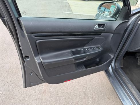 Used 2011 Volkswagen Jetta TDI FWD image 20