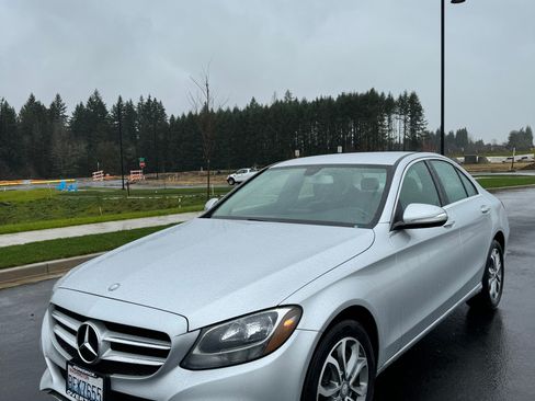Used 2015 Mercedes-Benz C 300 C 300 4MATIC Sedan 4D image 2