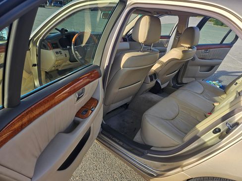 Used 2005 Lexus LS 430 image 22