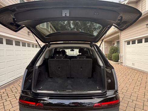 Used 2021 Audi Q7 3.0T Premium Plus image 8