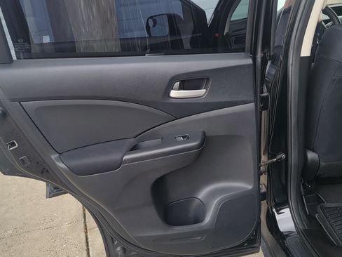 Used 2016 Honda CR-V SE image 16