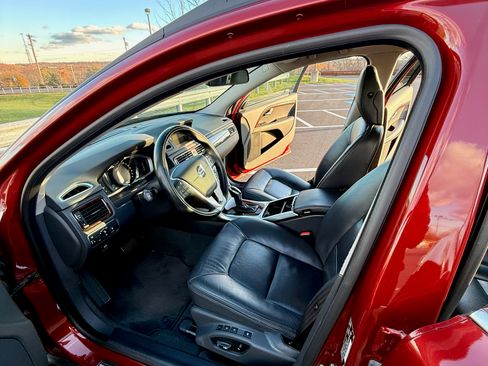 Used 2014 Volvo XC70 3.2 Platinum image 14