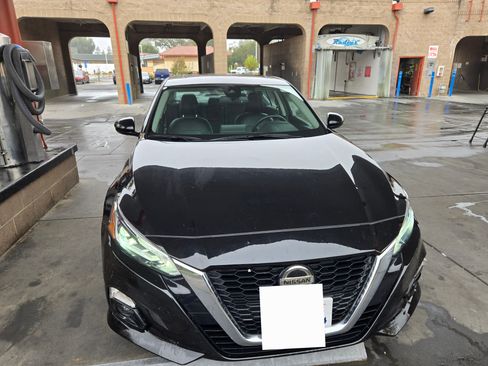 Used 2019 Nissan Altima 2.5 SL image 1