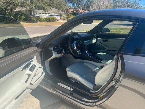 Used 2013 Porsche 911 Carrera S image 4