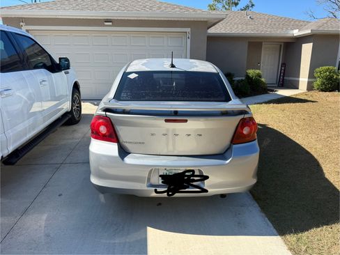 Used 2014 Dodge Avenger SE w/ Blacktop Package image 5