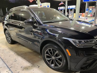 Used 2022 Volkswagen Tiguan SE