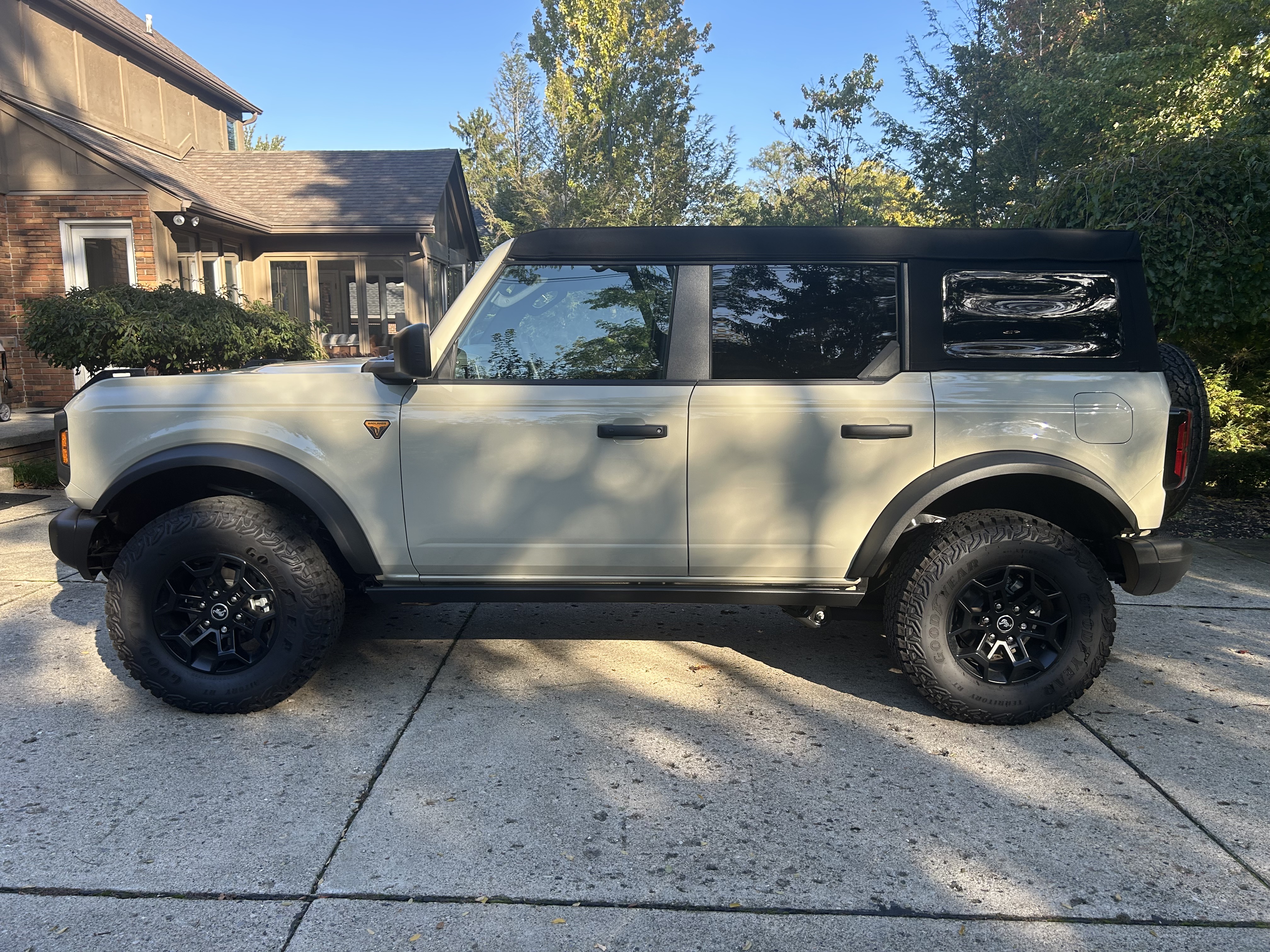 Used 2026 Ford Bronco Badlands AWD/4WD image 4