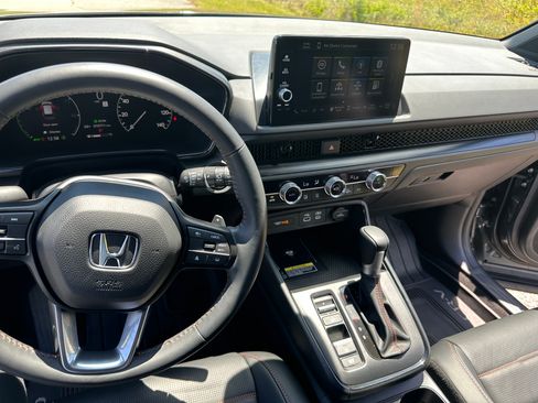 Used 2024 Honda CR-V Sport-L image 2