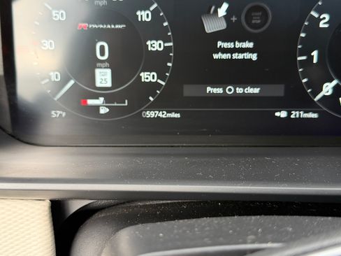 Used 2021 Land Rover Discovery S R-Dynamic image 17