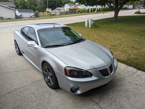Used 2005 Pontiac Grand Prix GT w/ Comfort And Infotech Package image 9