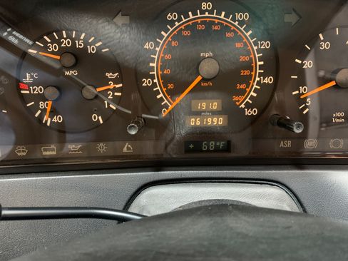 Used 1995 Mercedes-Benz SL 500 image 23