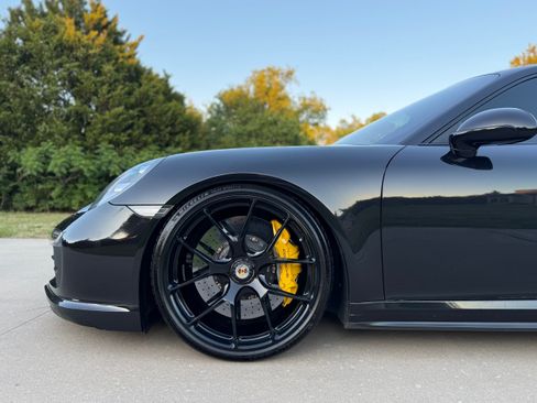Used 2014 Porsche 911 Turbo S AWD/4WD image 13