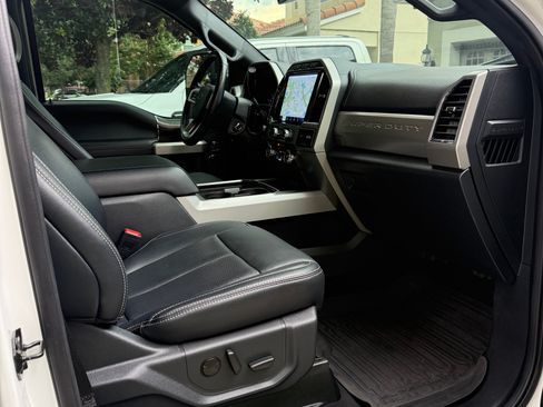 Used 2022 Ford F250 Lariat w/ Tremor Off-Road Package AWD/4WD image 10
