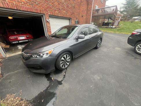 Used 2017 Honda Accord EX-L image 5